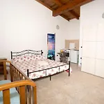 Gli Ulivi 3 *